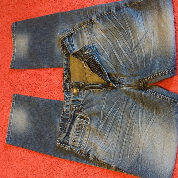 Brand name jeans - Picture 4 of 4